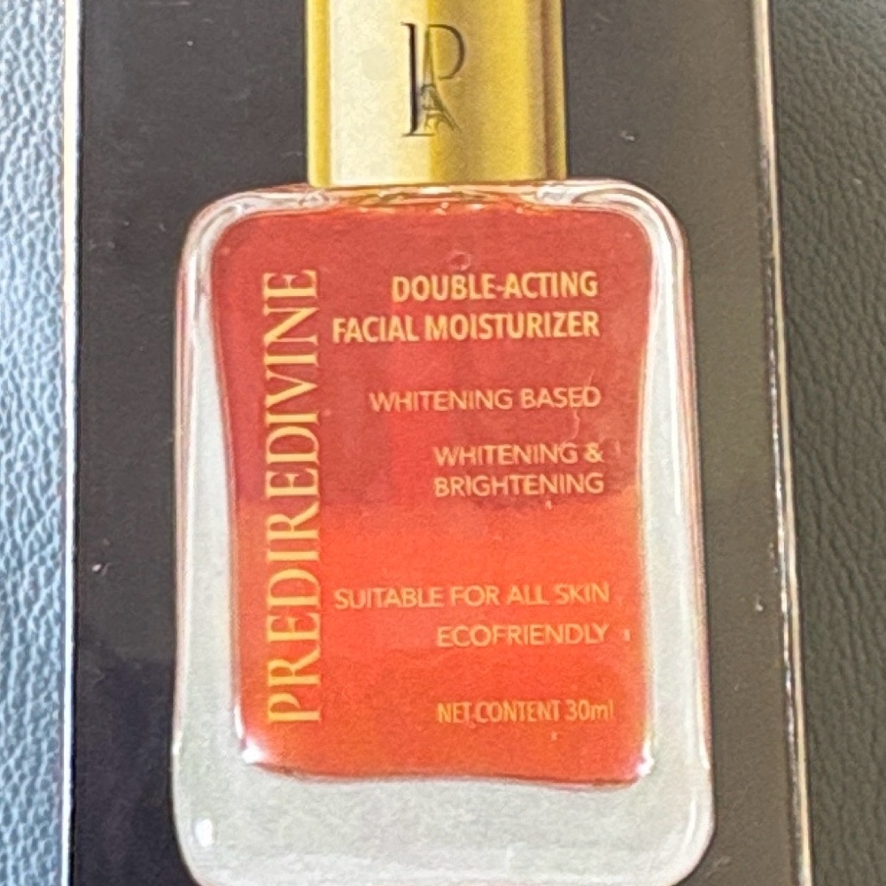 Predire Paris Divine Double-Acting Facial Moisturizer whitening and brighten NIB